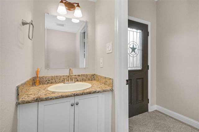 850 Threadneedle Street 79, Houston, TX 77079