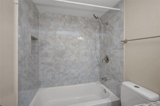 850 Threadneedle Street 79, Houston, TX 77079