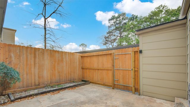 850 Threadneedle Street 79, Houston, TX 77079