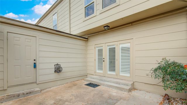 850 Threadneedle Street 79, Houston, TX 77079