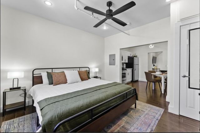 513 W SAN ANTONIO Avenue, El Paso, TX 79901