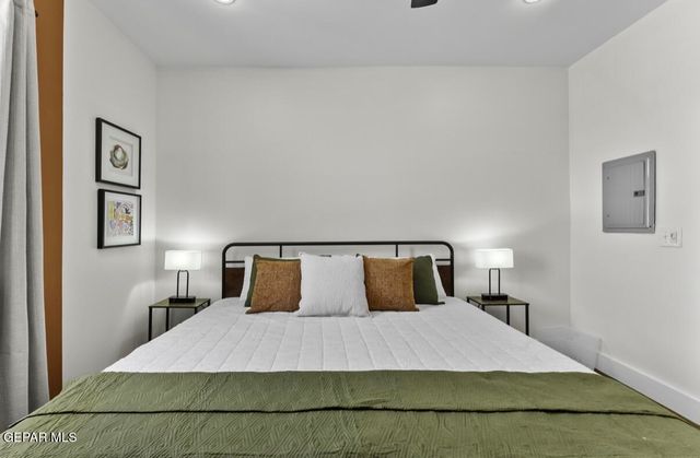 513 W SAN ANTONIO Avenue, El Paso, TX 79901