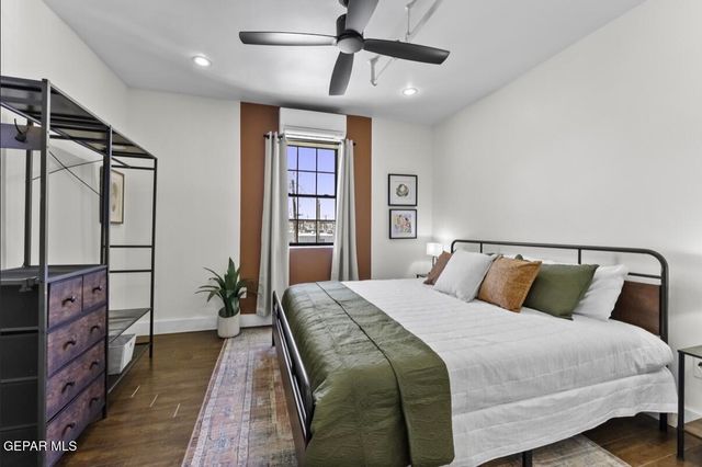 513 W SAN ANTONIO Avenue, El Paso, TX 79901