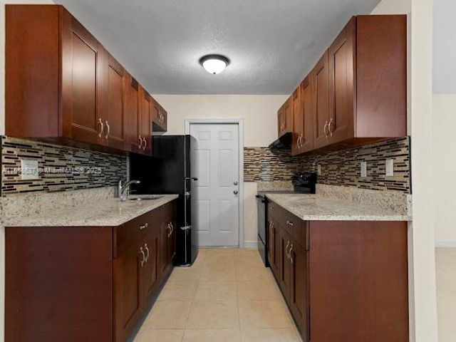 640 SW 16th Ave, Fort Lauderdale, FL 33312