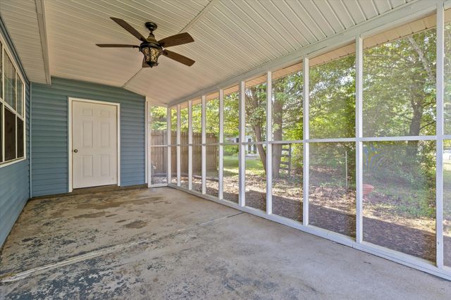 1264 Greenbrook Lane, Hixson, TN 37343
