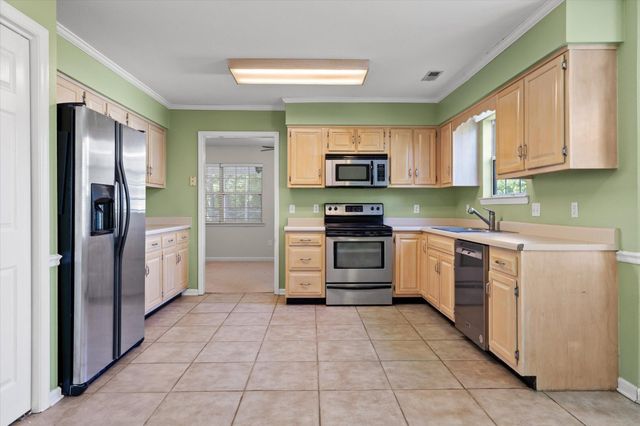 1264 Greenbrook Lane, Hixson, TN 37343