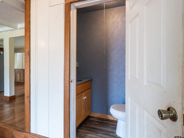 15183 FM 16 E, Winona, TX 75792