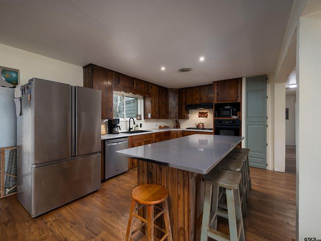 15183 FM 16 E, Winona, TX 75792