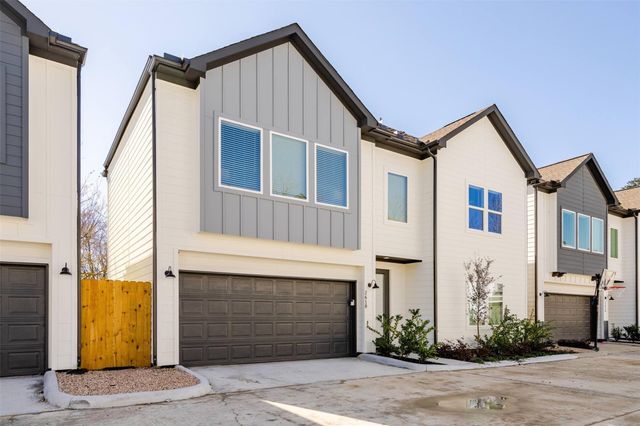 2618 Huntington Creek Lane, Houston, TX 77093