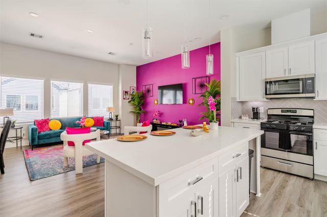 2618 Huntington Creek Lane, Houston, TX 77093