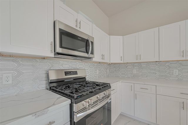 7207 Force Street, Houston, TX 77020