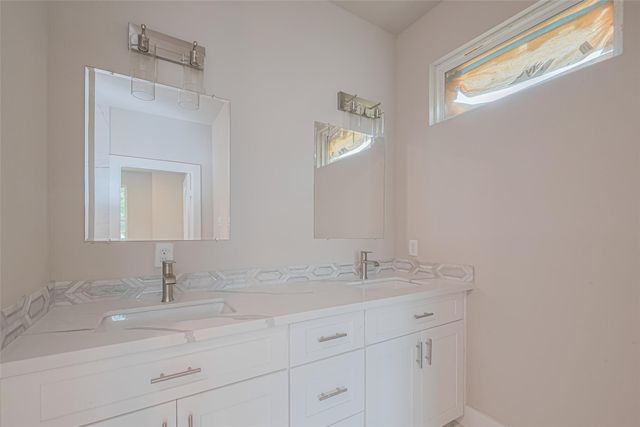 7207 Force Street, Houston, TX 77020