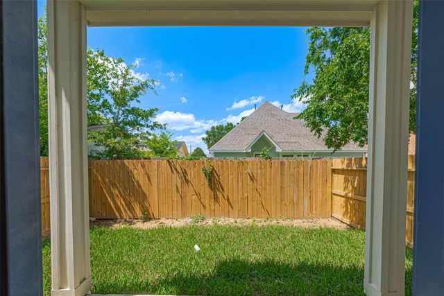 7207 Force Street, Houston, TX 77020