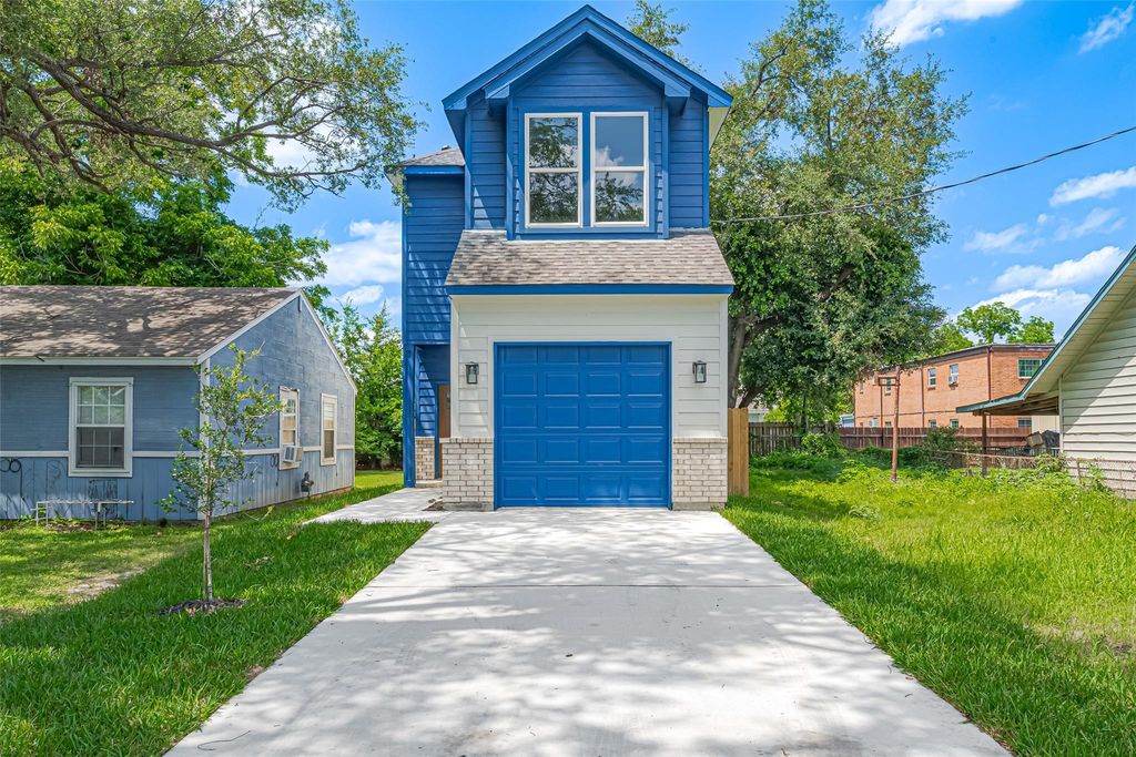 7207 Force Street, Houston, TX 77020