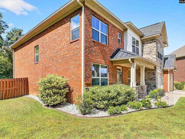 660 Stoneywater Court, Elgin, SC 29045