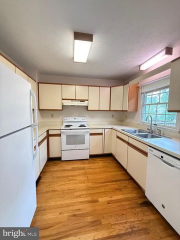 328 TUDOR DR, Winchester, VA 22603