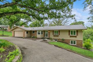 4737 Coventry Road E, Minnetonka, MN 55345