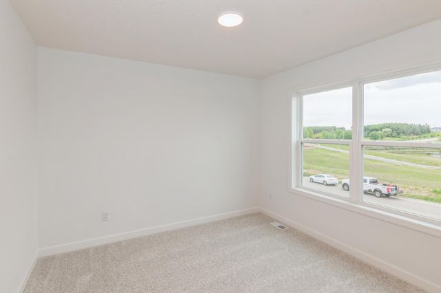 4921 Noble Drive NW, Rochester, MN 55901