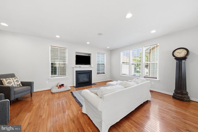 3832 BRAVEHEART DR, Frederick, MD 21704