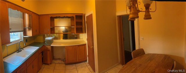 20 S Main Street, Spring Valley, NY 10977