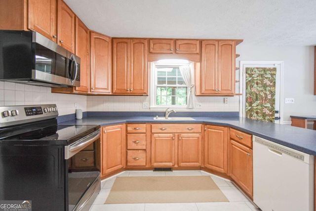 4571 Queen Anne Court SE, Mableton, GA 30126