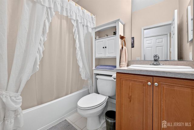 53 Prusakowski Boulevard, Parlin, NJ 08859