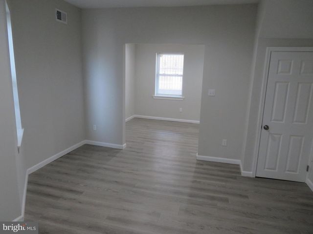 42 S MANSION AVE, Atlantic City, NJ 08401