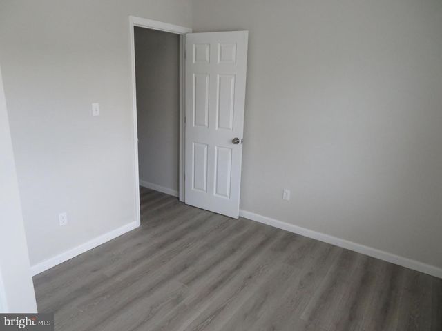42 S MANSION AVE, Atlantic City, NJ 08401
