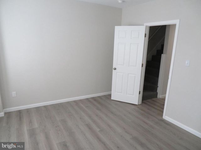 42 S MANSION AVE, Atlantic City, NJ 08401
