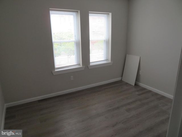 42 S MANSION AVE, Atlantic City, NJ 08401