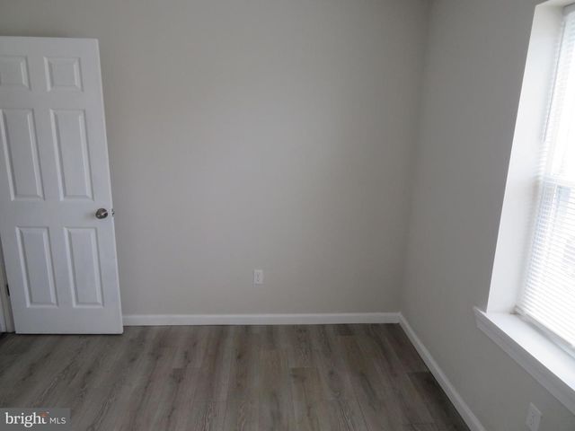 42 S MANSION AVE, Atlantic City, NJ 08401