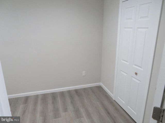 42 S MANSION AVE, Atlantic City, NJ 08401