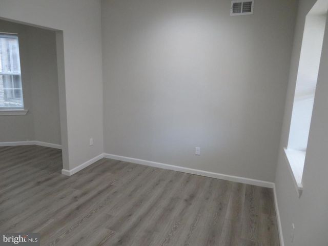 42 S MANSION AVE, Atlantic City, NJ 08401