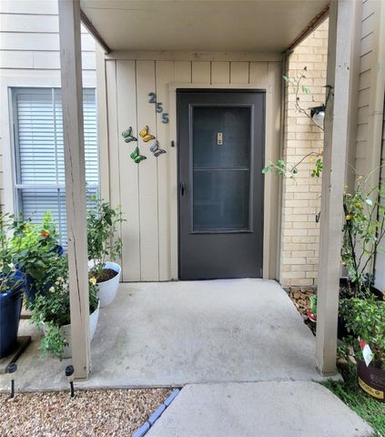3919 Fairmont Parkway 255, Pasadena, TX 77504