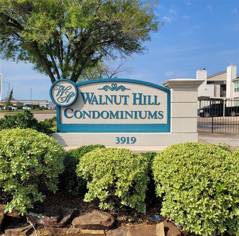 3919 Fairmont Parkway 255, Pasadena, TX 77504