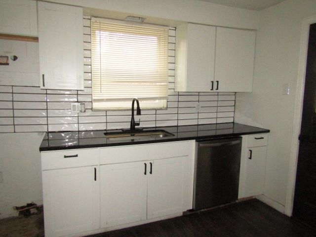 1414 Avon Place, Blackridge, PA 15221