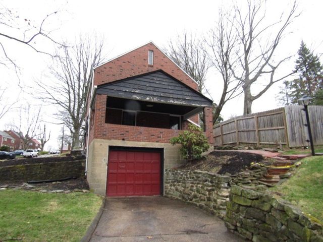 1414 Avon Place, Blackridge, PA 15221