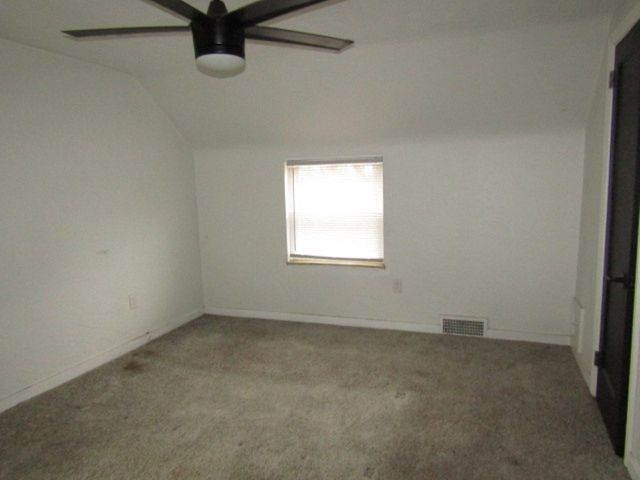 1414 Avon Place, Blackridge, PA 15221