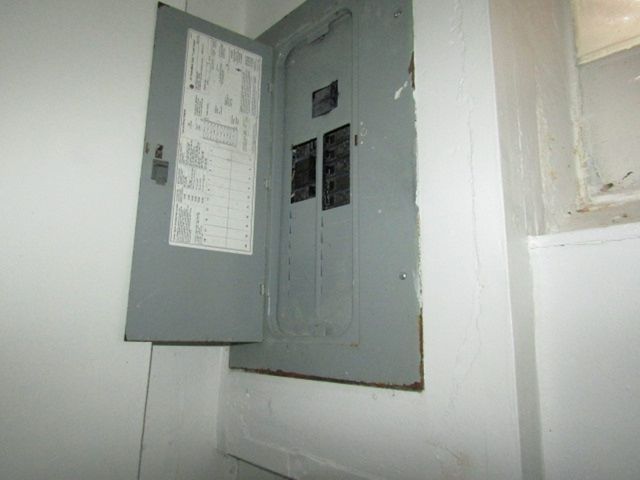 1414 Avon Place, Blackridge, PA 15221