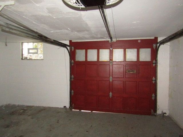 1414 Avon Place, Blackridge, PA 15221