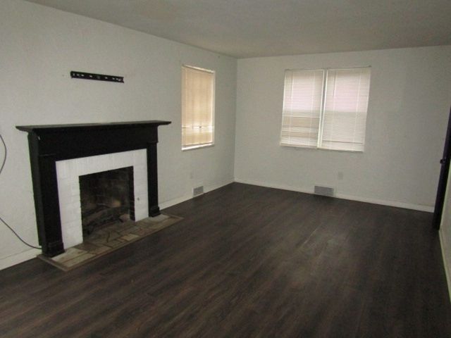 1414 Avon Place, Blackridge, PA 15221