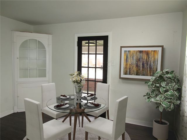 1414 Avon Place, Blackridge, PA 15221