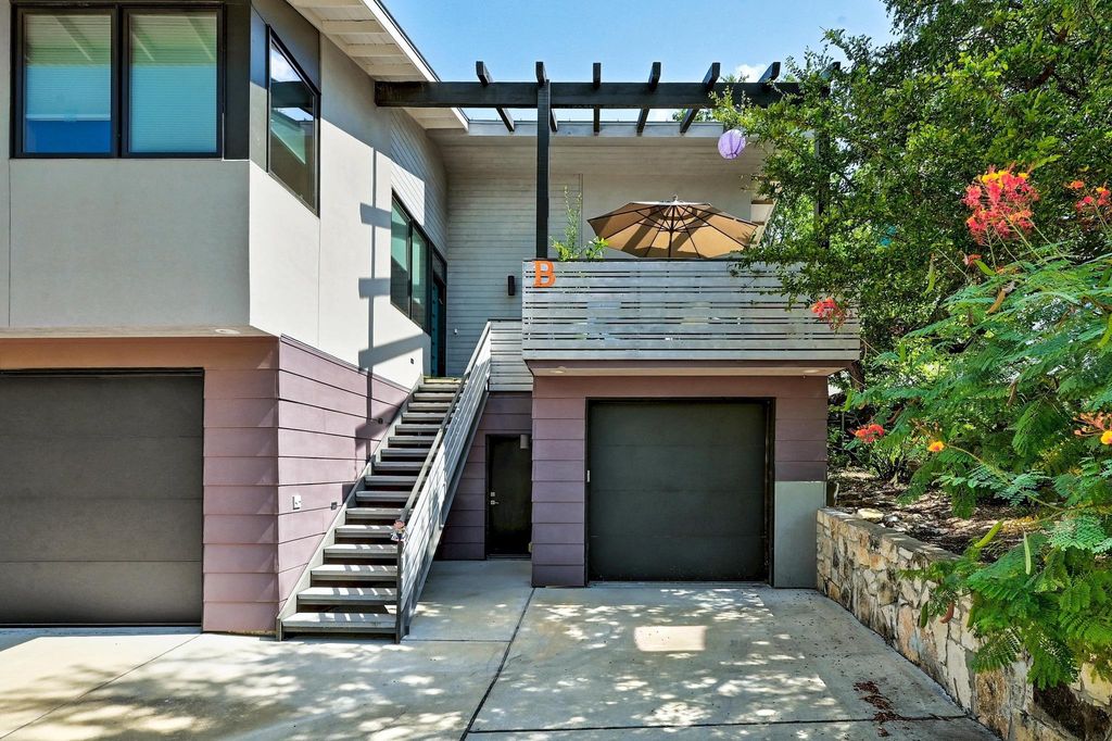 1227 Hillside Ave B, Austin, TX 78704