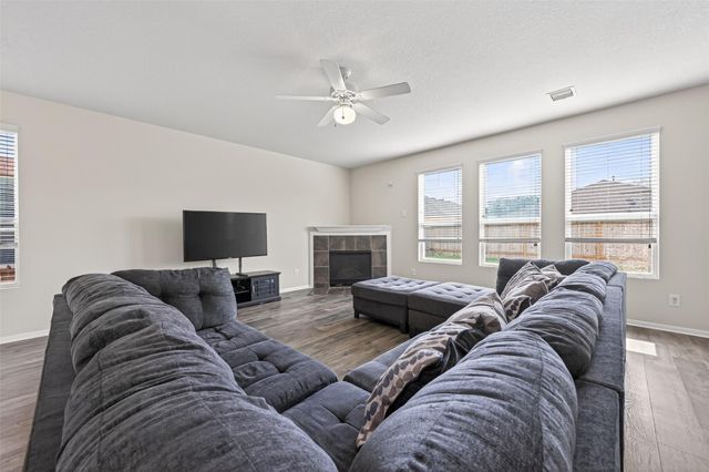 1819 Cold River Drive, Humble, TX 77396