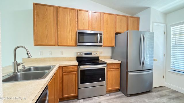618 BRIAR WAY Lane, St. Johns, FL 32259