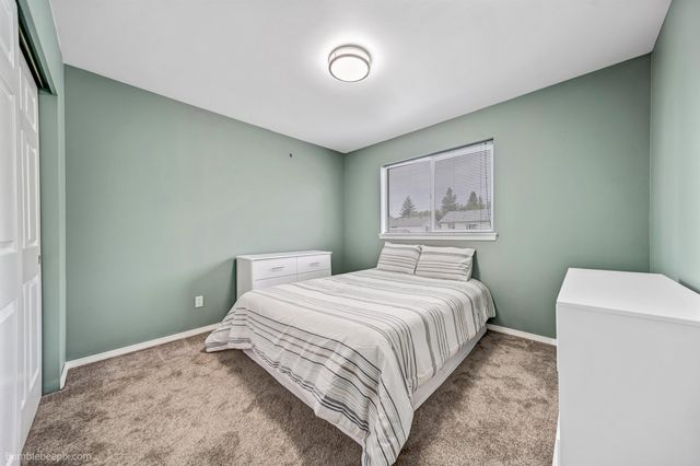 10209 E 17th Ln, Spokane Valley, WA 99206