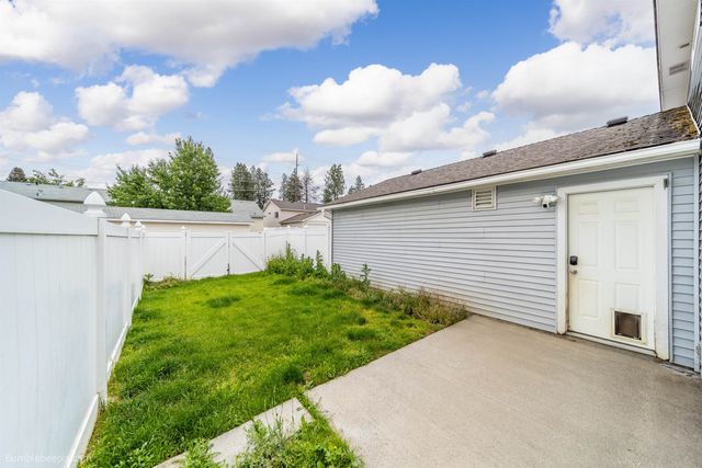 10209 E 17th Ln, Spokane Valley, WA 99206