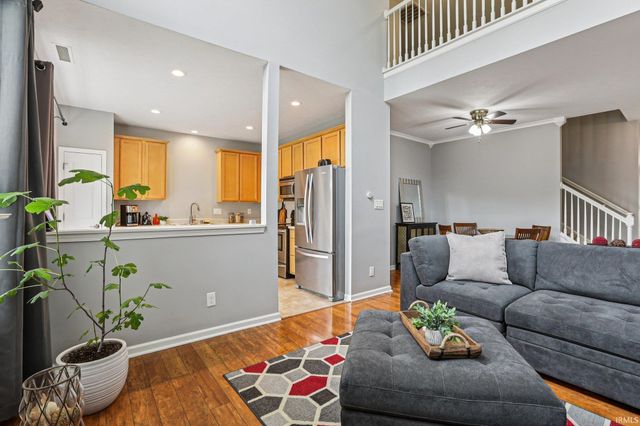 5703 Polk Dr Unit 203, Noblesville, IN 46062