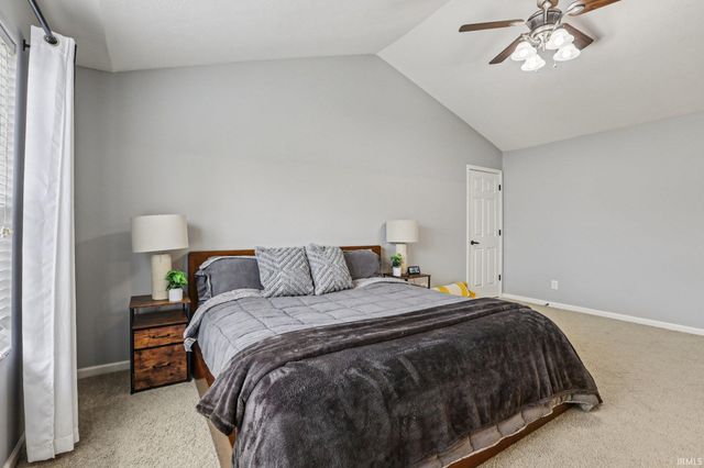 5703 Polk Dr Unit 203, Noblesville, IN 46062