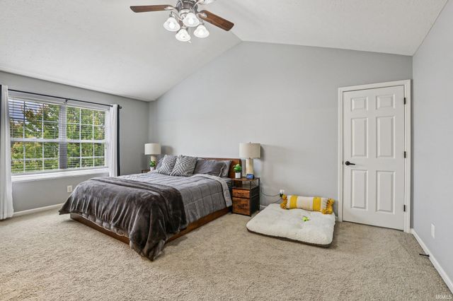 5703 Polk Dr Unit 203, Noblesville, IN 46062